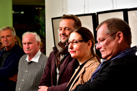 von rechts: Direktor der HLW, Mag. Norbert Leitinger, Ingrid Weydemann MAS, Plattform Neumarkt für Menschen, und Mag. Thomas Wizany, Karikaturist;