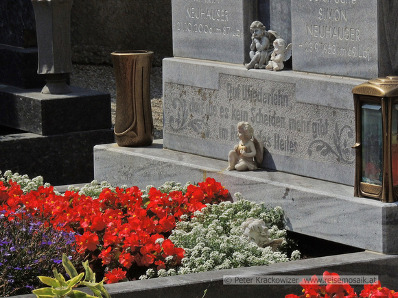 am Friedhof von Gstaig