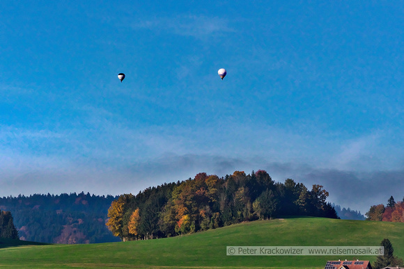 Heißluftballon über Kleinköstendorf