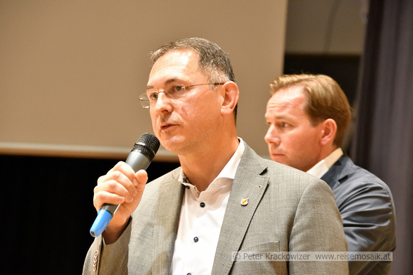 In der Diskussion: Bürgermeister DI Adi Rieger