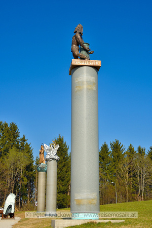 Der Gegeißelte im Skulpturengarten von Johann Weyringer im März 2022