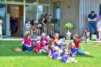 Die Kleinsten sangen das Kinderstadt-Lied "Hey liebe Gäste" nach der Melodie des Pippie-Langstrumpf-Liedes.